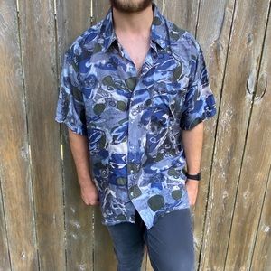 Vintage | Men’s Short Sleeve Silk Shirt Large